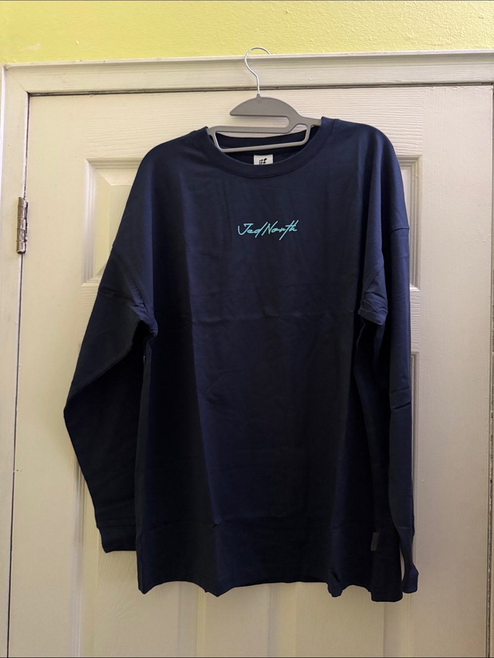NWT JedNorth ENERGY OVERSIZED LONG SLEEVE T-SHIRT 2.0 size SMALL (36-40)